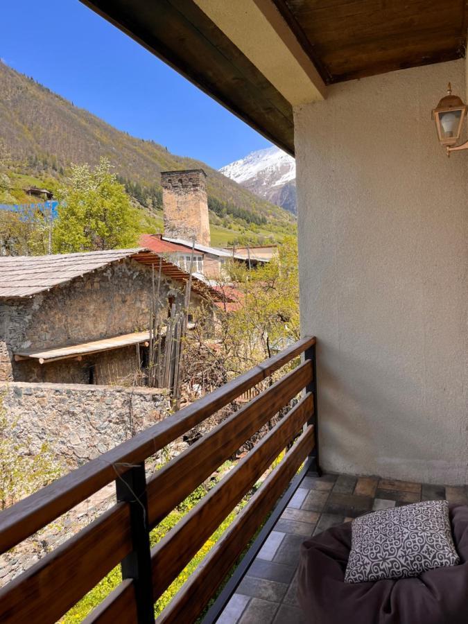 Hotel Old View Mestia Esterno foto
